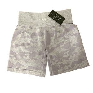 NVGTN Large Purple Seamless Shorts